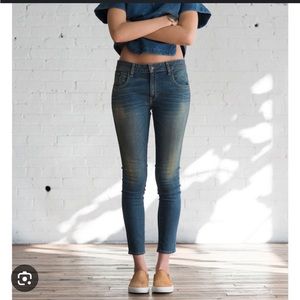 6397 Mini Skinny Dirty Faded Jeans